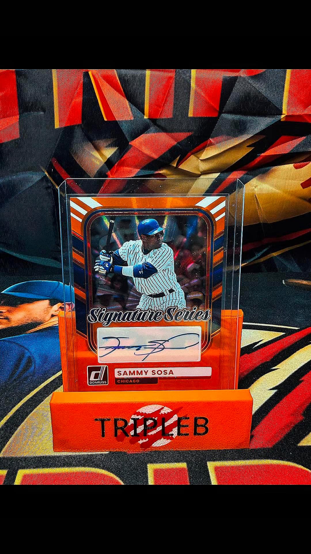 What a weekend we had with Donruss! Very nice Sammy Sosa Auto!!! This was 4 blasters from the 20 box case! Up to number 9/20 now. #livehig