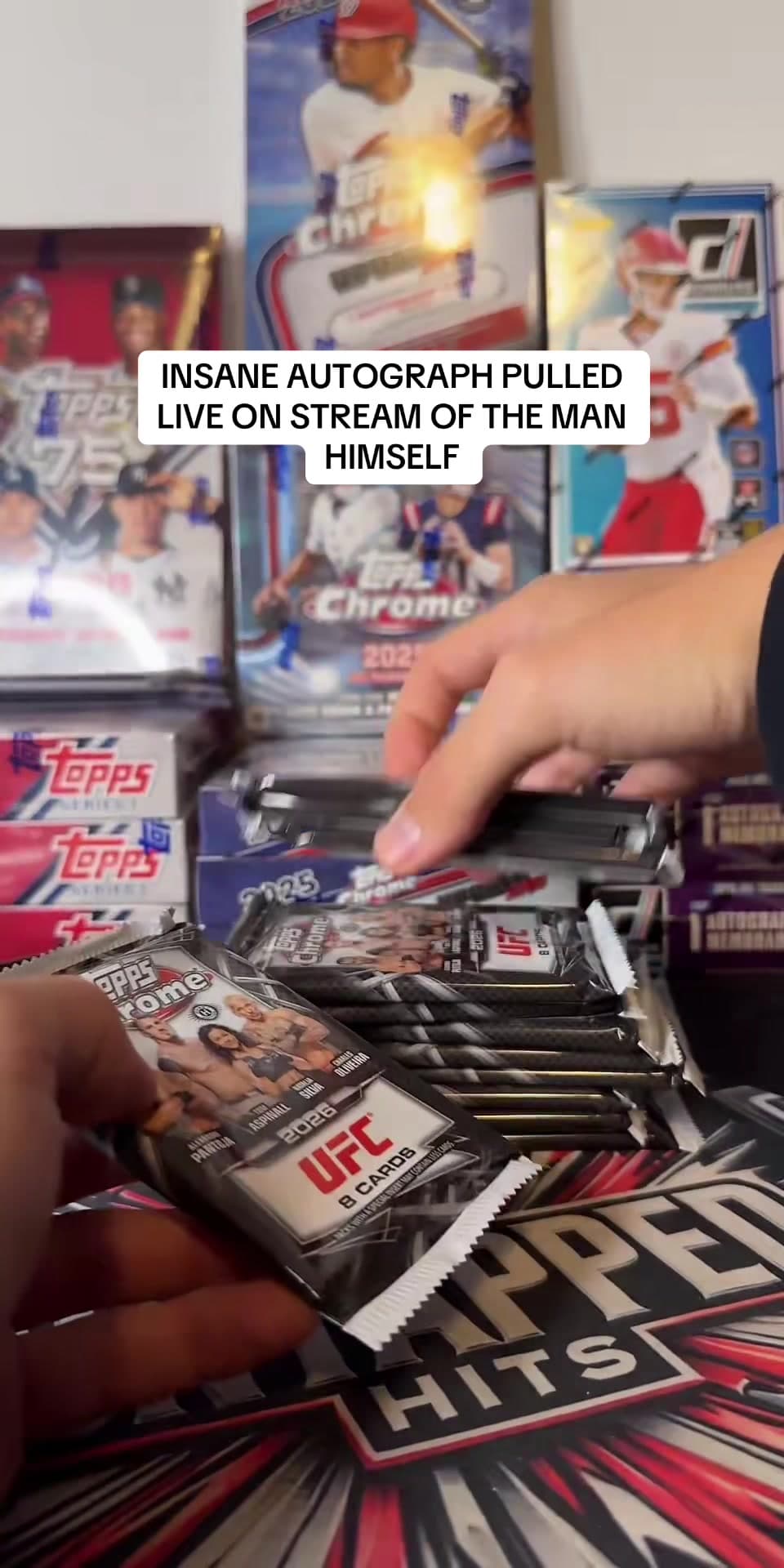 THE NEW TOPPS CHROME UFC HAS BEEN JUICED WITH BANGERS @DanaWhite @Topps @julia💘 I’m live everyday/night come hangout and pull a few nukes like this 🚨 #UFC #topps #tradingcards #livehighlights #tiktoklive