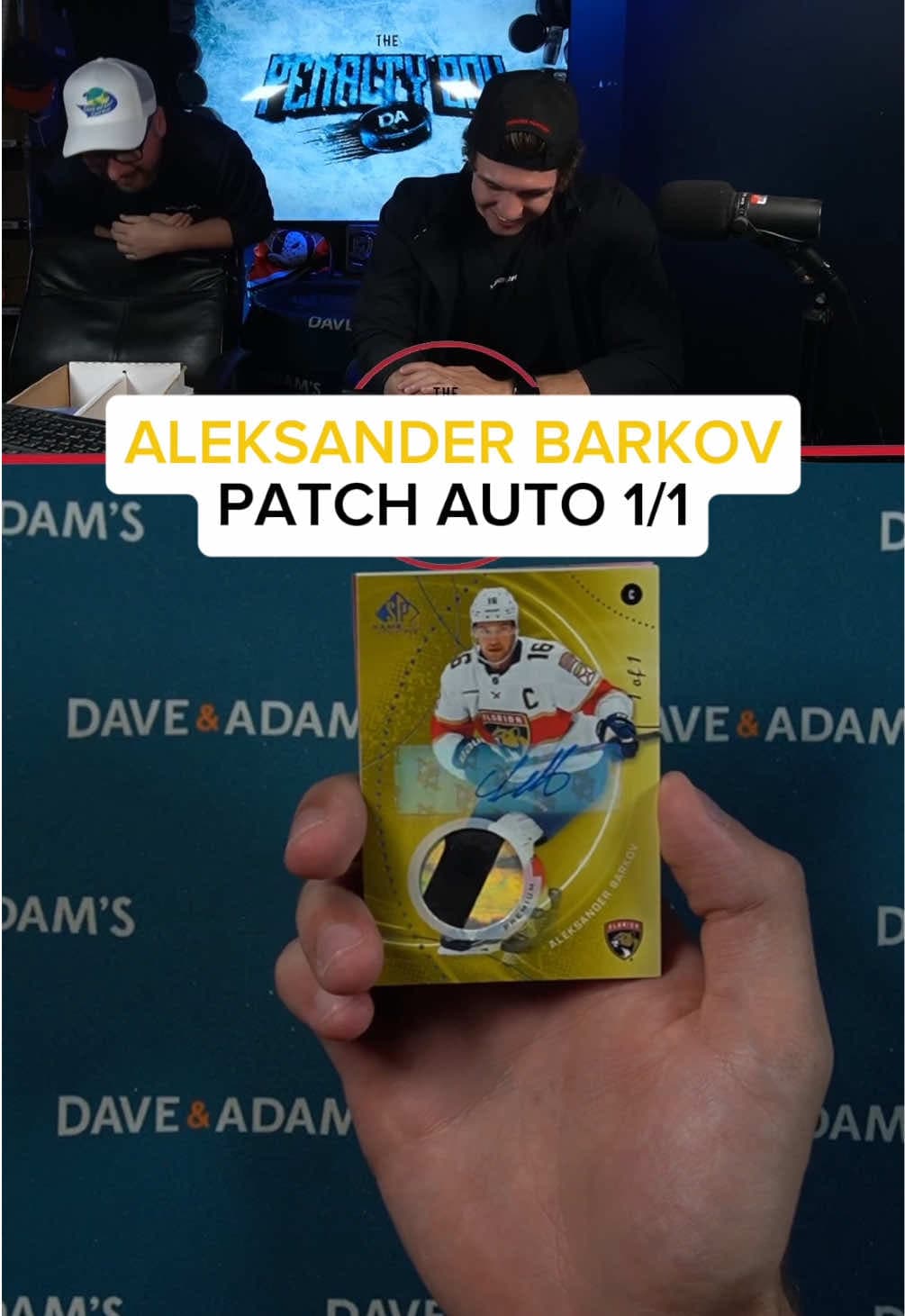 You’ve got to be kidding me😳😳😳😳 Aleksander Barkov Superfractor patch auto pulled from 25/26 SP Game Used🙌 #nhl #sportscards #upperdeck