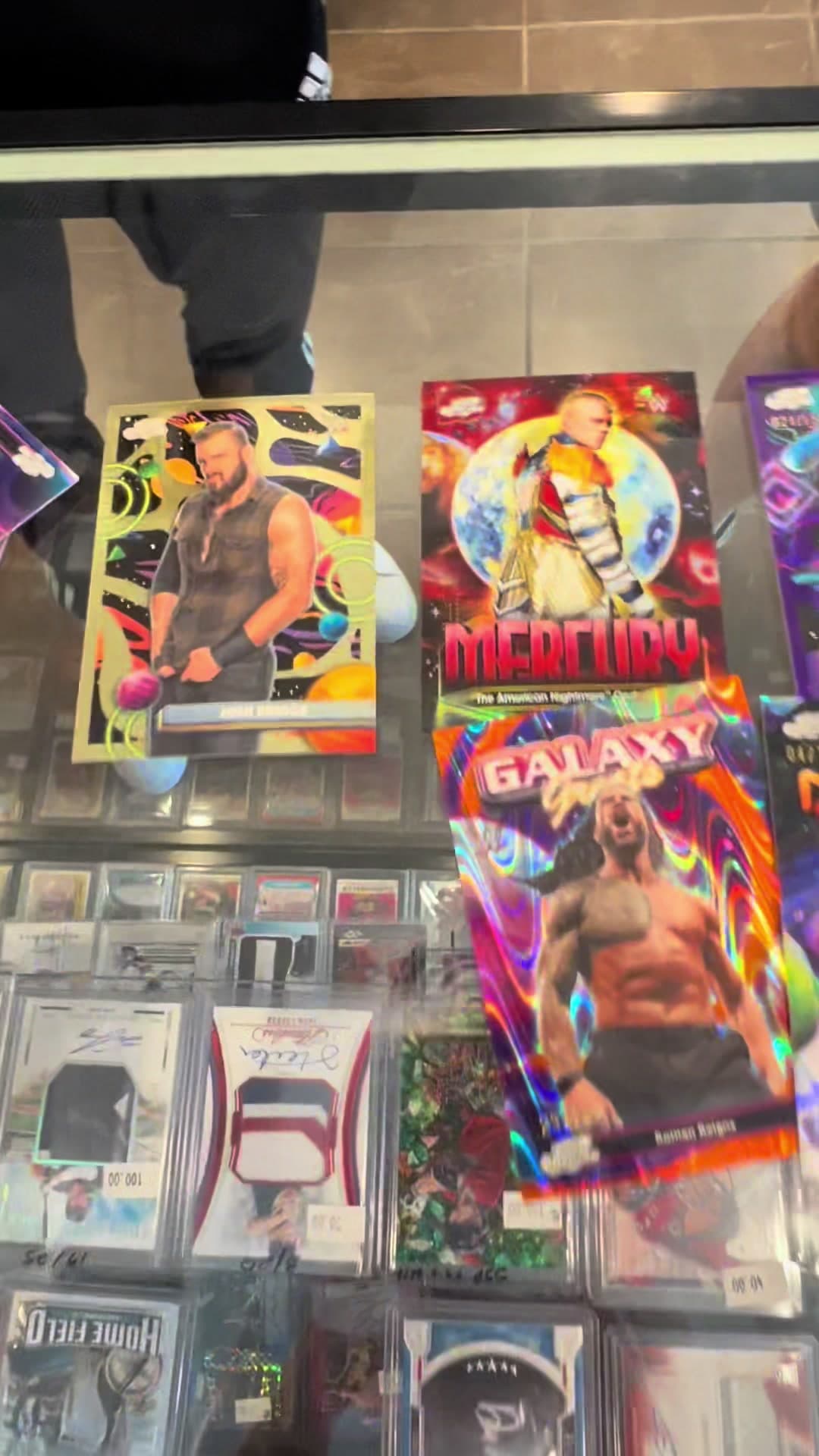 These new @Topps Cosmic Chrome WWE cards are 🔥 The colors are just popping #sportscards #tradingcards #wrestling #wwe