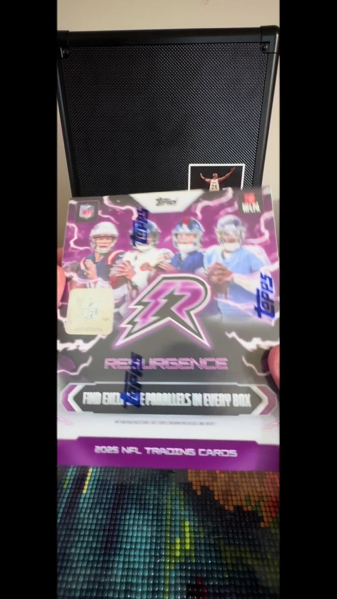👀 WHAT A BOX! Topps Ressurgence Mega didn’t disappoint! An auto and SSP!🔥 #fyp #toppstradingcards #footballtiktok #nfl