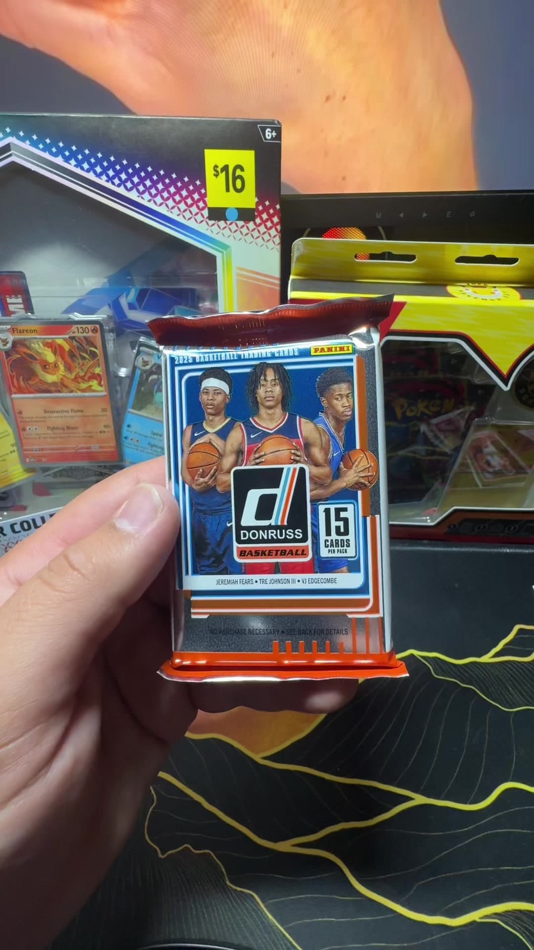Donruss Basketball ASMR fast rip! 🏀👂🔥 Let’s see what we can pull from this pack! 👀 This is one pack from the box, so we have no idea whe