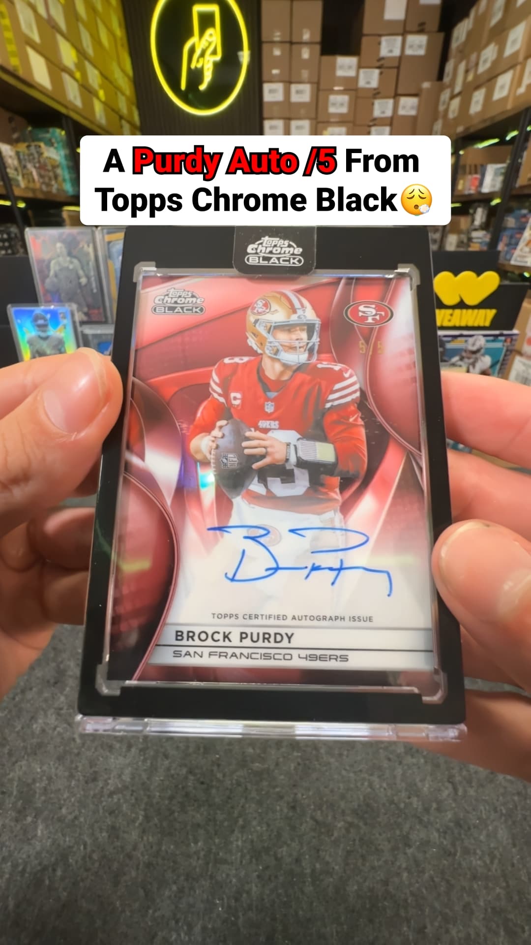 A Brock Purdy bookend 5/5 was pulled live by @topbidcollectors on Whatnot! Topps Chrome Black delivered a huge hit. ππ #BrockPurdy #ToppsC