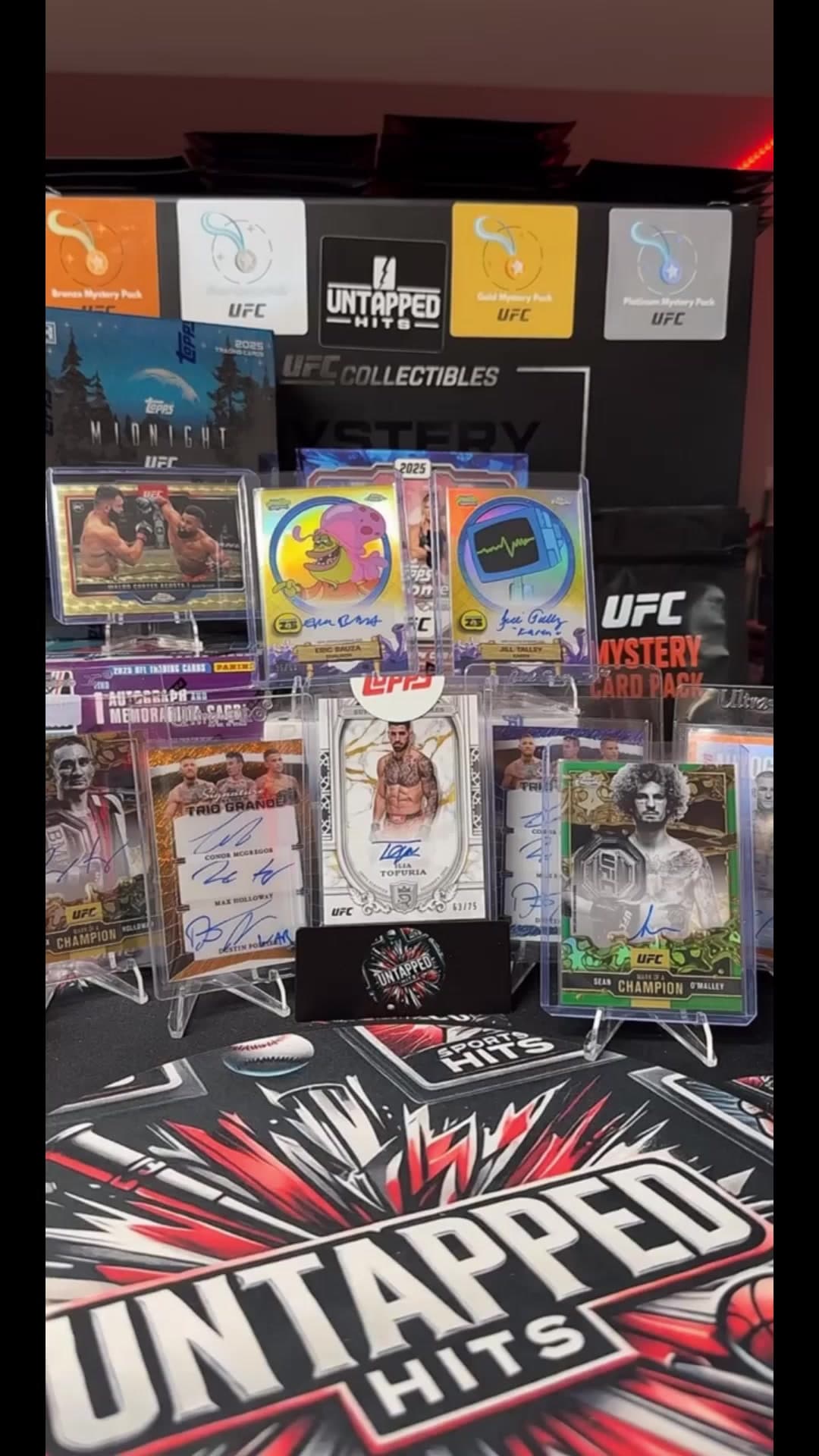 Topps 2025 Chrome UFC Hobby Trading Card Box Sapphire Edition + Topps 2025 Chrome UFC Hobby Box - Choose Your Weight Class Live Break - 20 p
