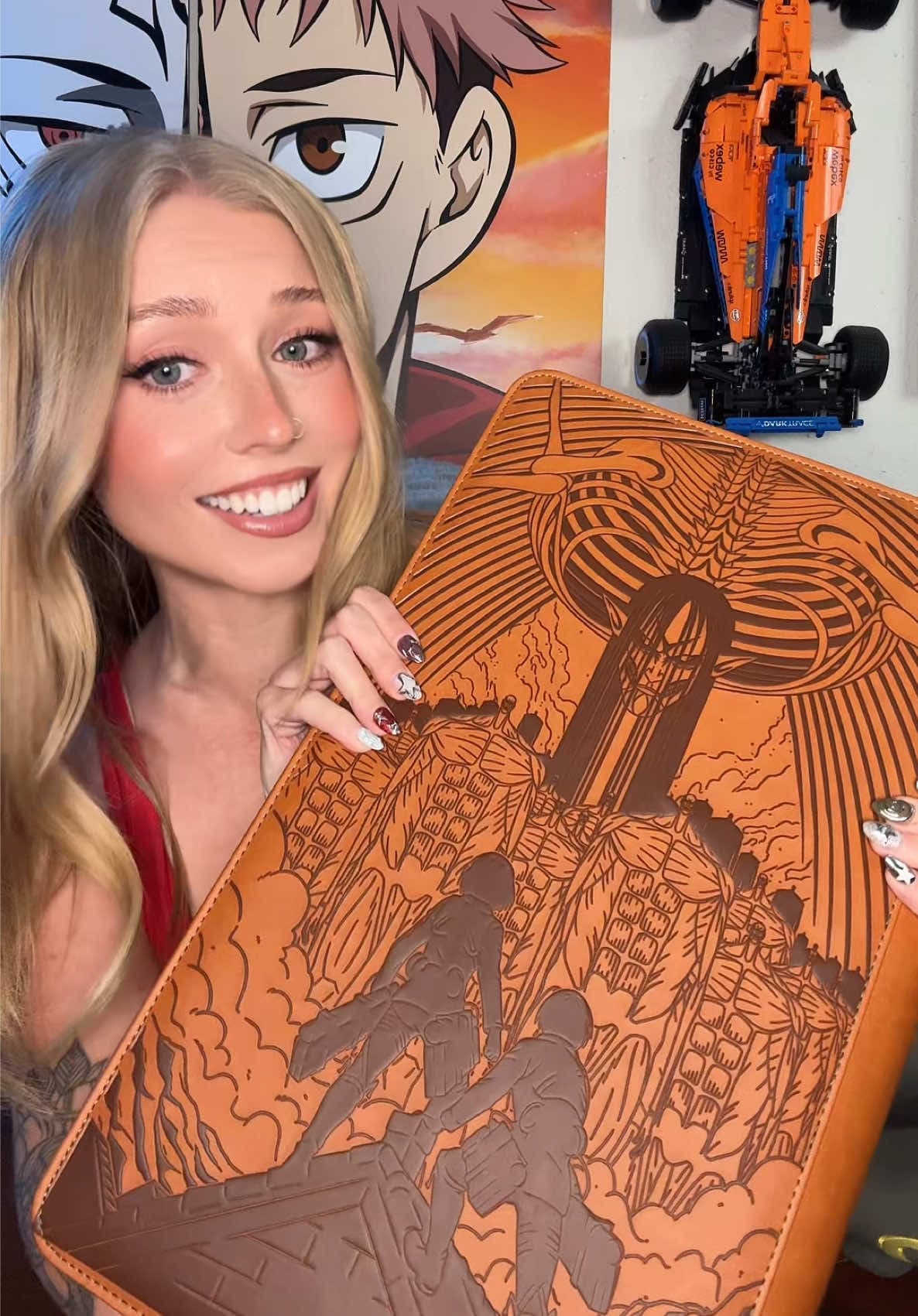 use the link for 10% off !! https://www.duelingguard.com/JILLIAN35045 if you’re a card collector who loves anime, you NEED one of these bind