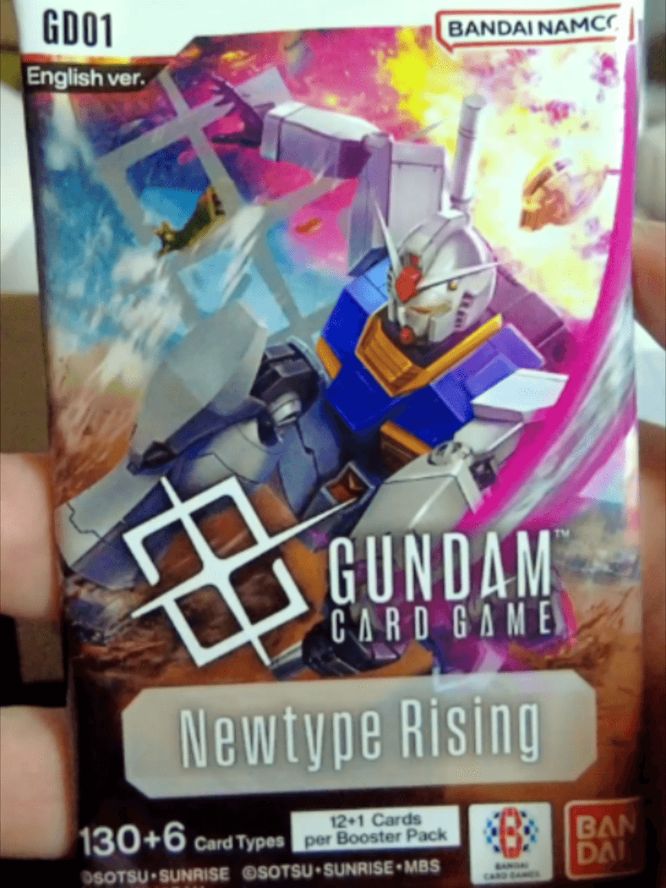 Ripping 5 packs of the new Gundam Card Game: Newtype Rising at the Vault! π€β¨ The clean card layouts and textured Legend Rares are absolutel