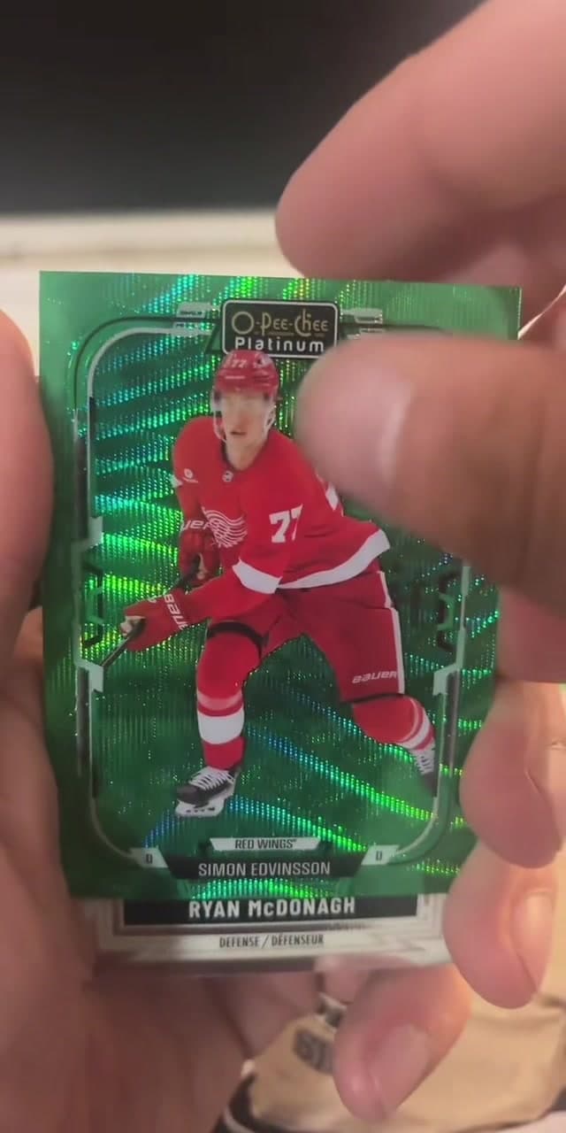 Emerald surge!!! 4 packs from Hobby Box 3 of 2025-26 O-Pee-Chee Platinum! #fyp #upperdeck #upperdeckhockey #hockeycards #hockeycardopening