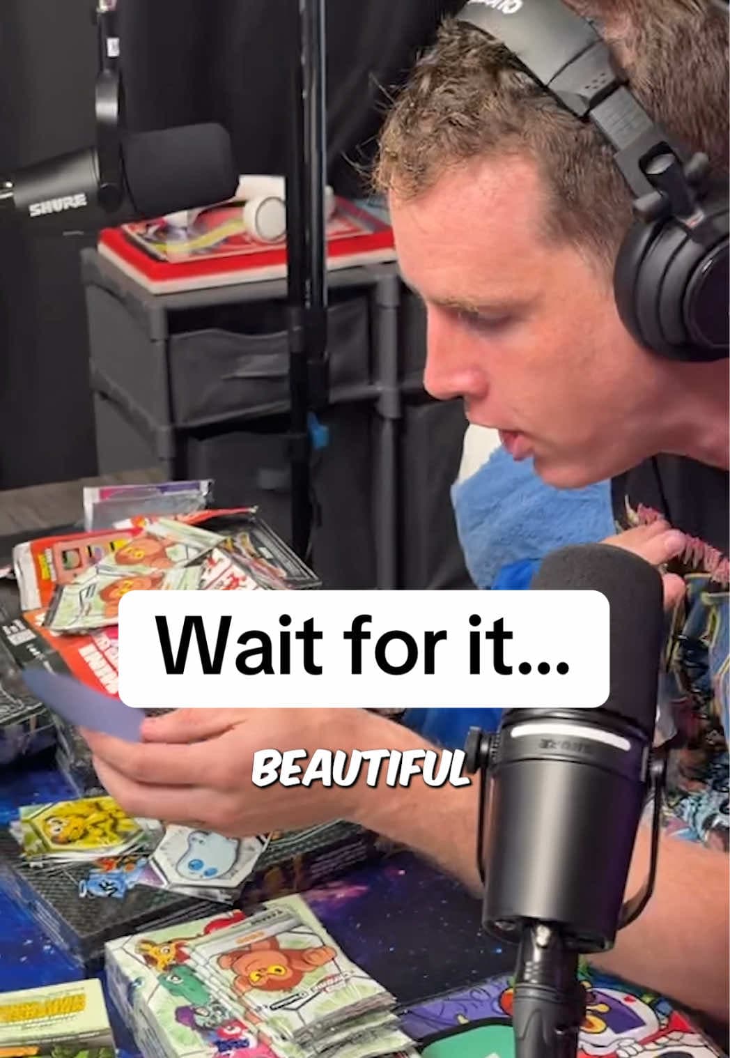 No one does it like Ross.. 🤣🤣 @VeeFriends Cards #toppschrome #kaboom #panini #cardcollector #livestream