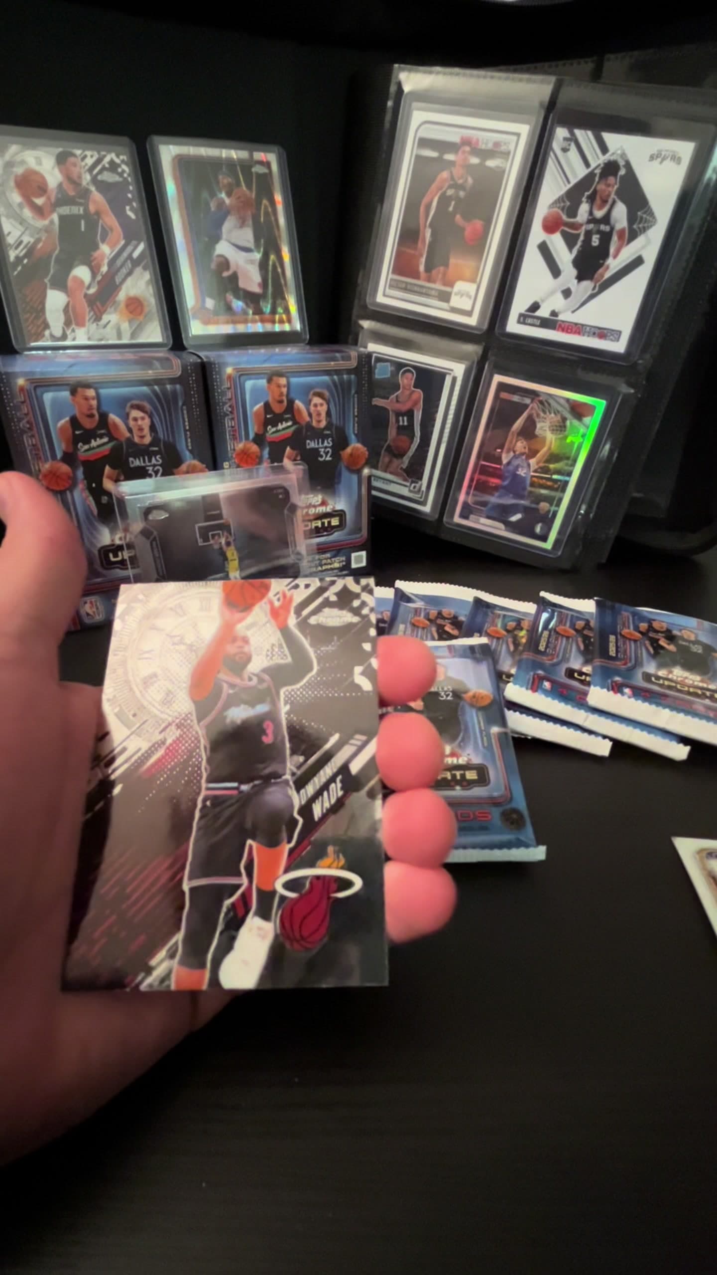 Another Chrome update blaster….. • • • #rippingpacks #tradingcards #toppscards #basketball #sportscards