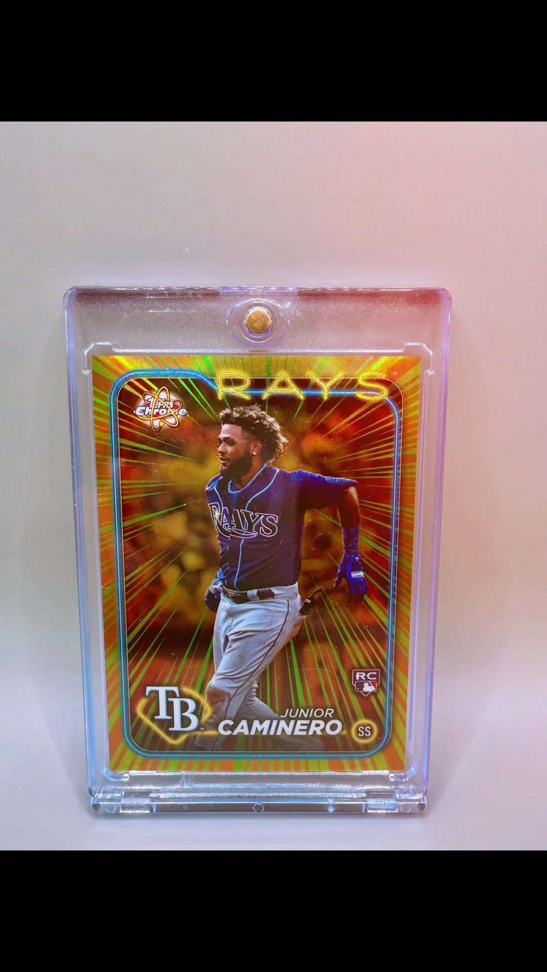 This Junior Caminero Radiating Rookies case hit is the type of Tampa Bay Rays card that makes collectors stop scrolling. Rookie logo, crazy