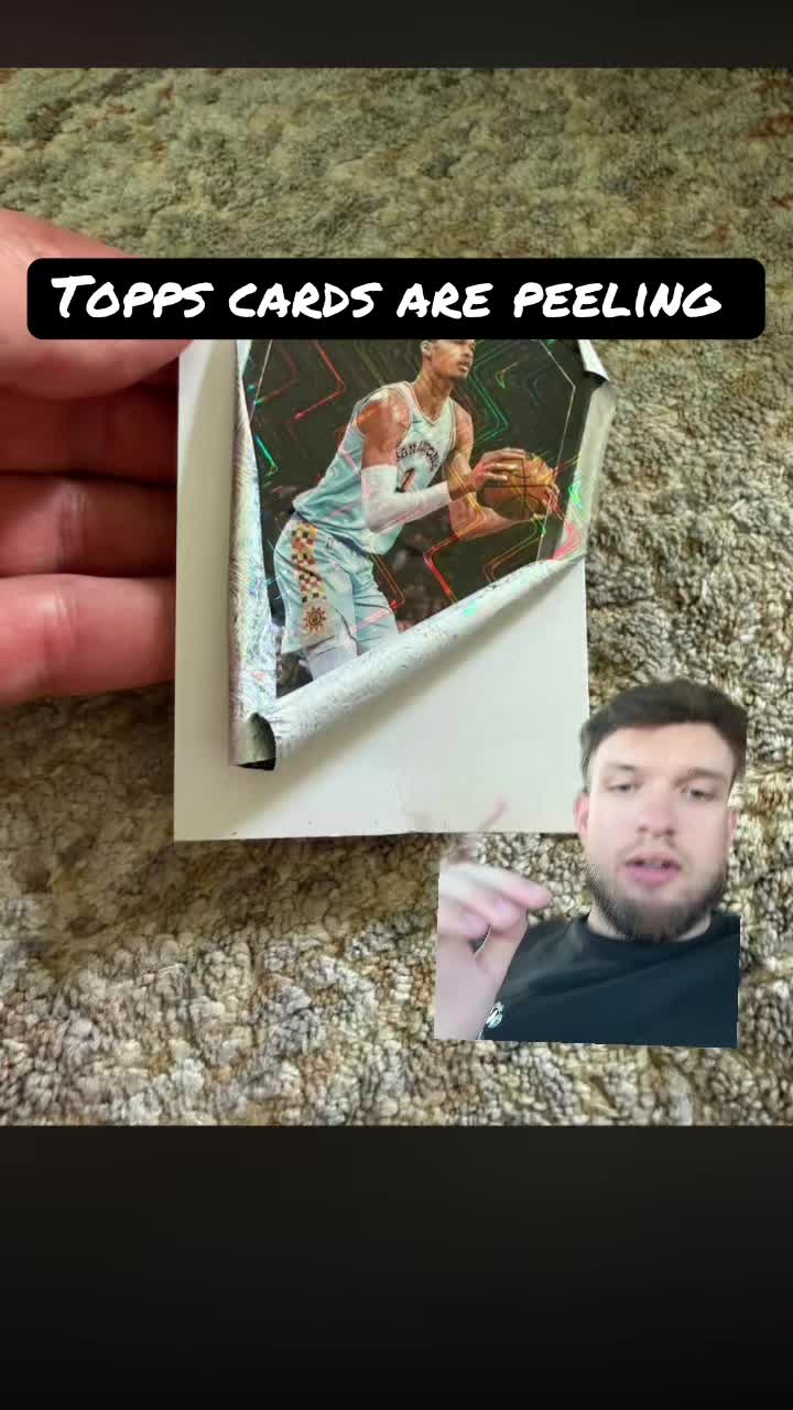 #greenscreen Topps basketball is running the same issue that absolute football had last year where the cards are peeling away from the paper