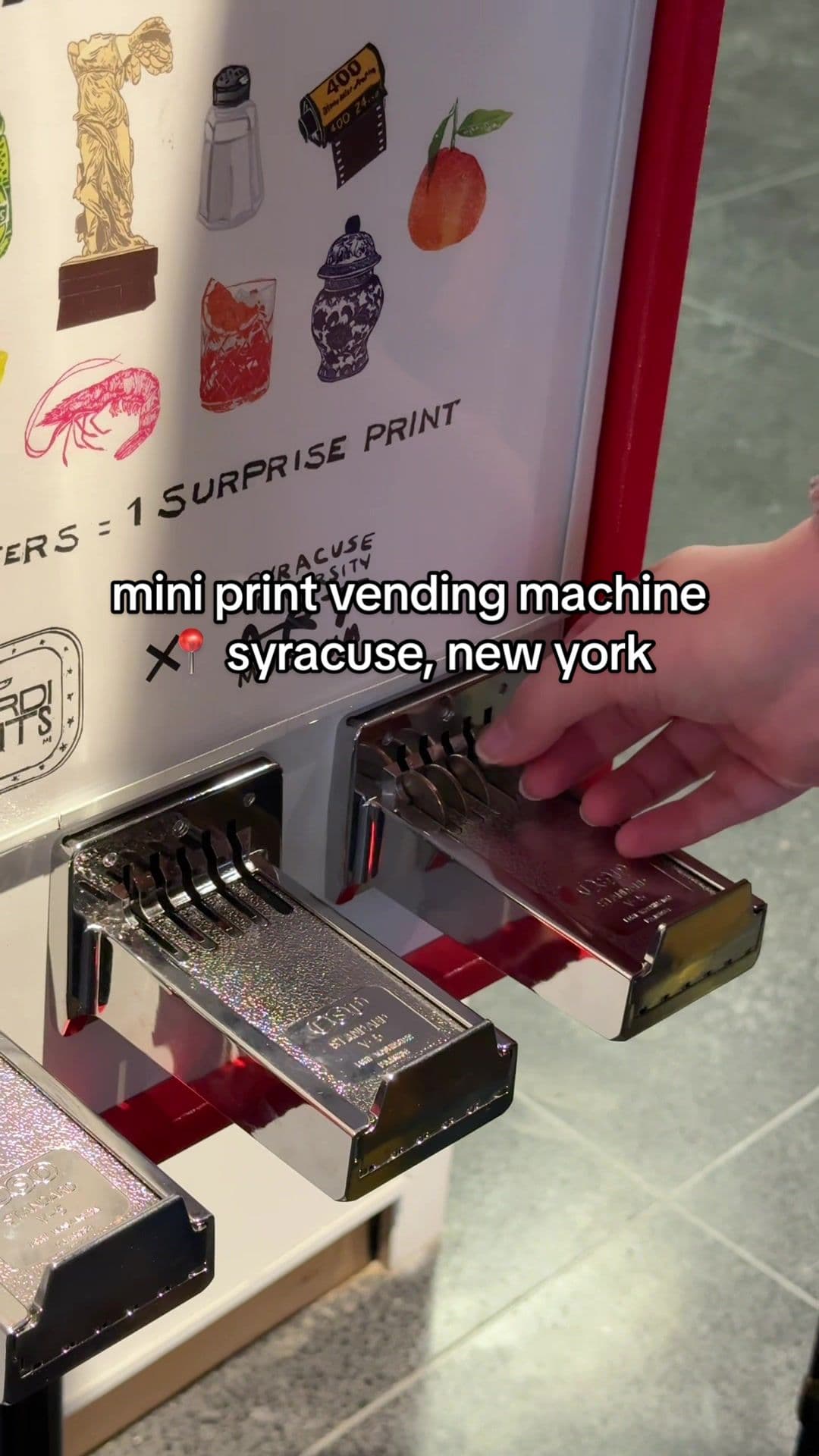 @inciardi mini print vending machine at the @Syracuse University Art Museum ❣️ this was SO fun!!!
#miniprint #artprint #syracuseuniversity