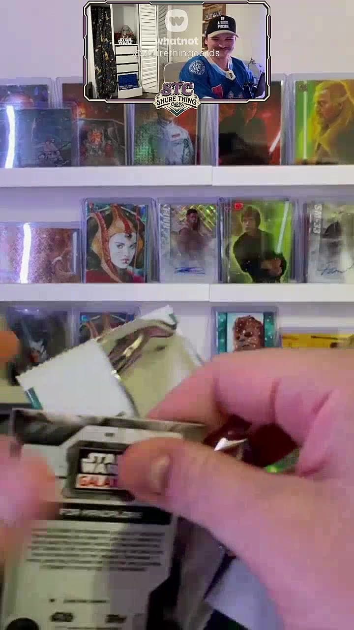 Logofractor Ahsoka’s Path. Hit some bangers in last nights break. #ahsoka #starwars #topps