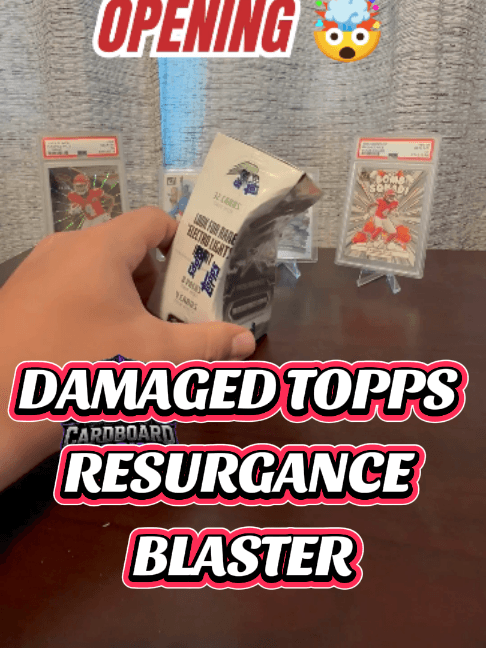 Would you risk opening this damaged box? 😳📦 Ripping a beat-up 2025 Topps Resurgence Football Blaster… hopefully the cards survived 👀🏈 #T
