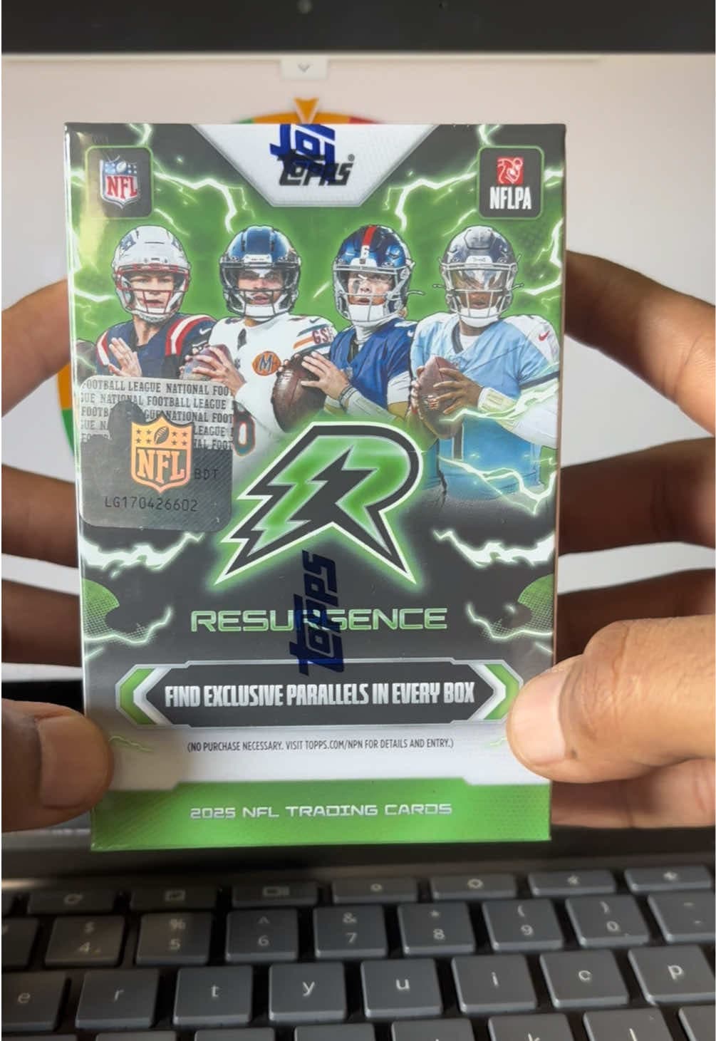 The Winner of my 500 sub Giveaway is @sasquatch_is_a_collector !!!🎉 Congrats on the W Brotha!! #sportscards #hobby #giveaway #nfl #cards
