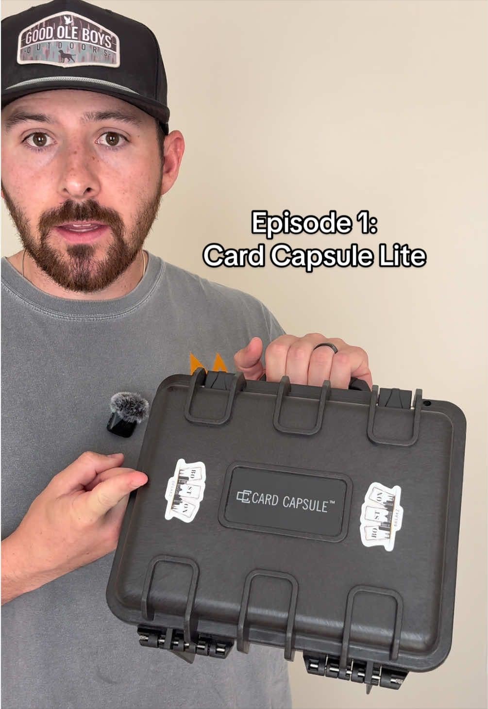 Episode 1 of the new series where we review every Card Capsule case! • • • #sportscards #sportscardshows #sportscardsandmemorbilia #cardcoll