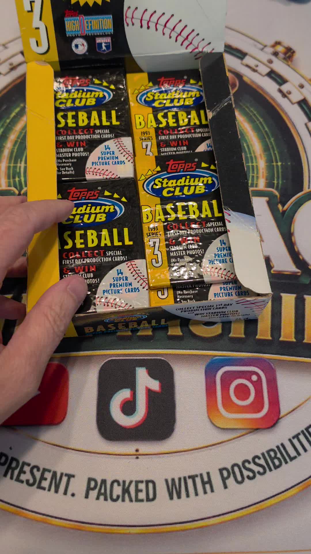 Where are all the members choice cards? 1993 Stadium Club Baseball Cards #nostalgia #toppsbaseball #stadiumclub #cardcollect #baseballcard