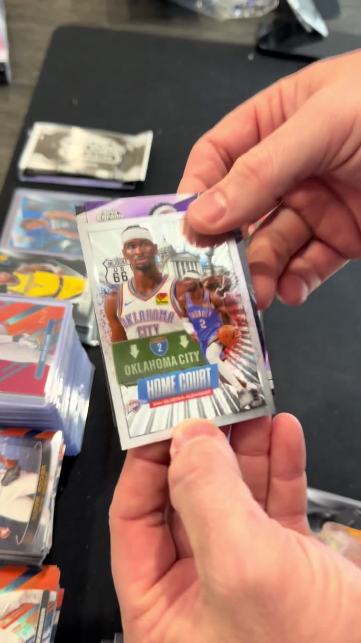 Insane pull from 2025-26 @Topps Chrome Black Basketball Shai Gilgeous-Alexander Home Court 🤯 #sportscards #basketballcards #topps