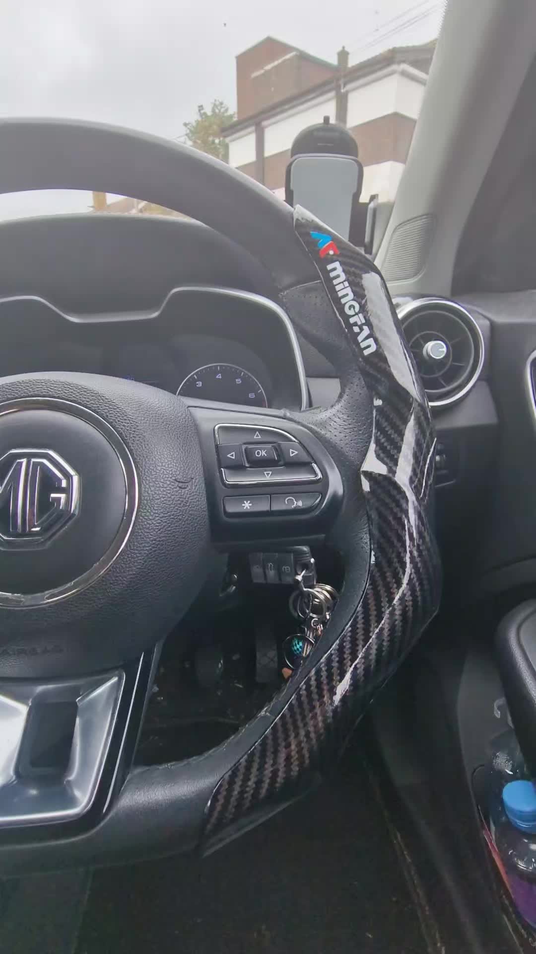 steering wheel cover/grip
#steeringwheelcover
#steeringwheelgrip
#caraccessories
#fyf
#viral