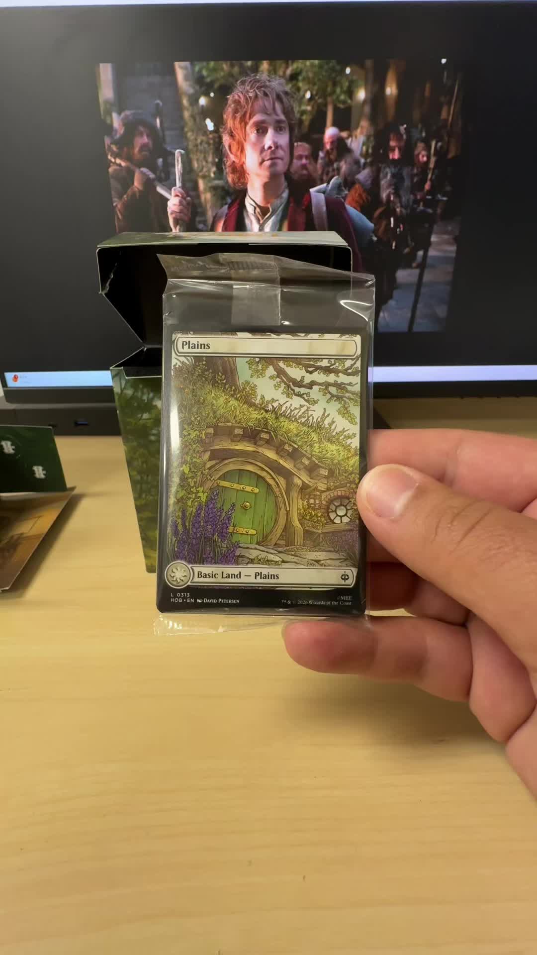 ASMR fast rips with Magic: The Gathering — The Hobbit! 🧙♂️💍 Today we’re opening the foil land pack that comes in the prerelease box! 👀🔥