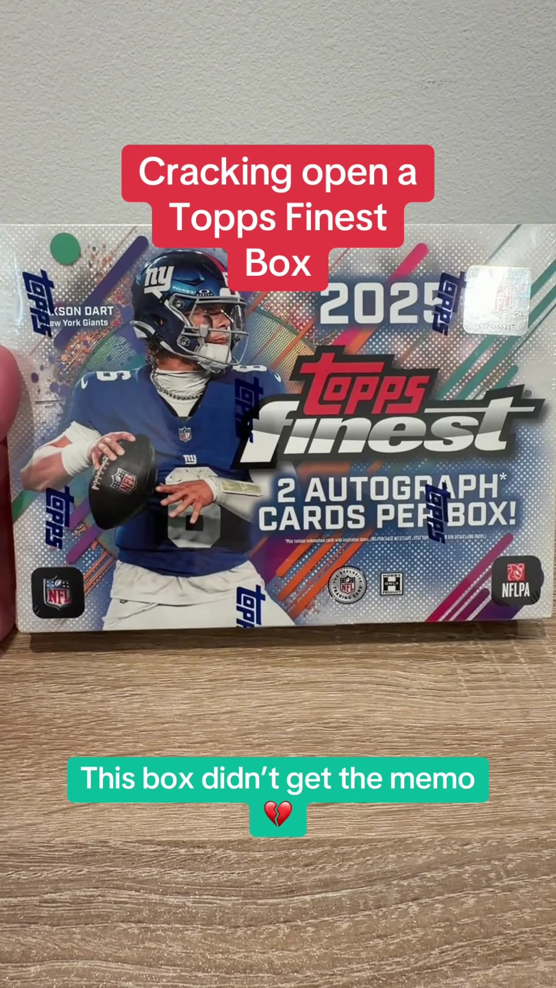 I got the below average one 💔 Cmon @Topps #topps #footballcards #cardbreaks #sportscards #cardcollector