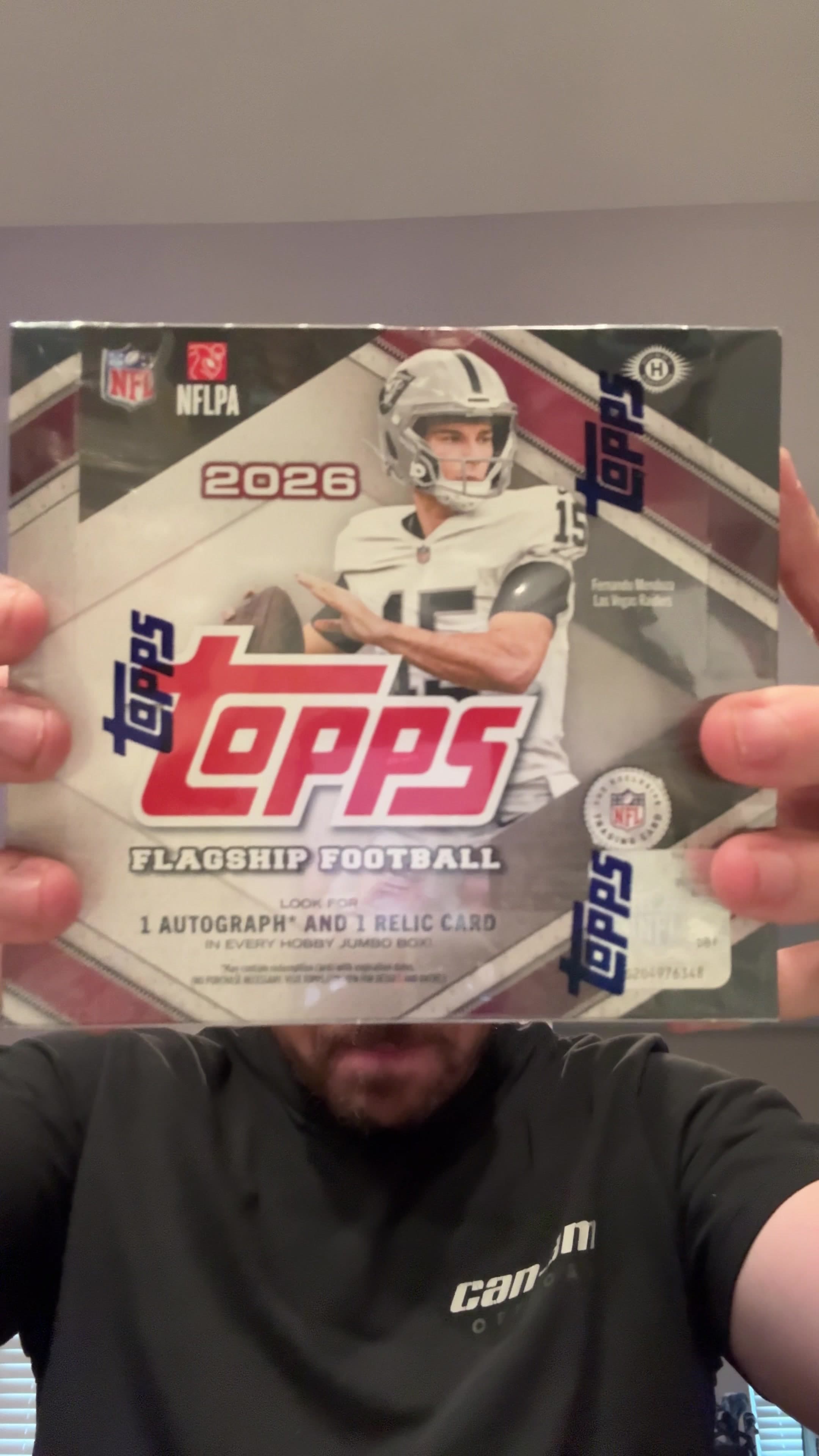Rip it or keep it sealed??? New Flagship NFL Jumbo!! #topps #nfl #footballcards #cardrips #nflcards
