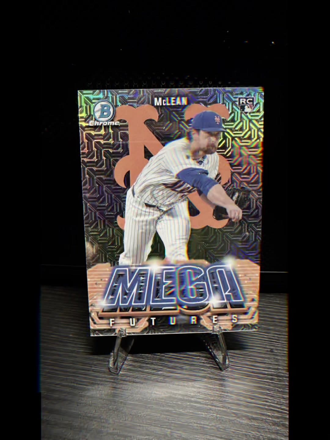 🔥Mets definitely have a stud pitcher in the making! Card of the Day goes to Nolan McLean and this 2026 Bowman Mega Box Mega Futures insert!