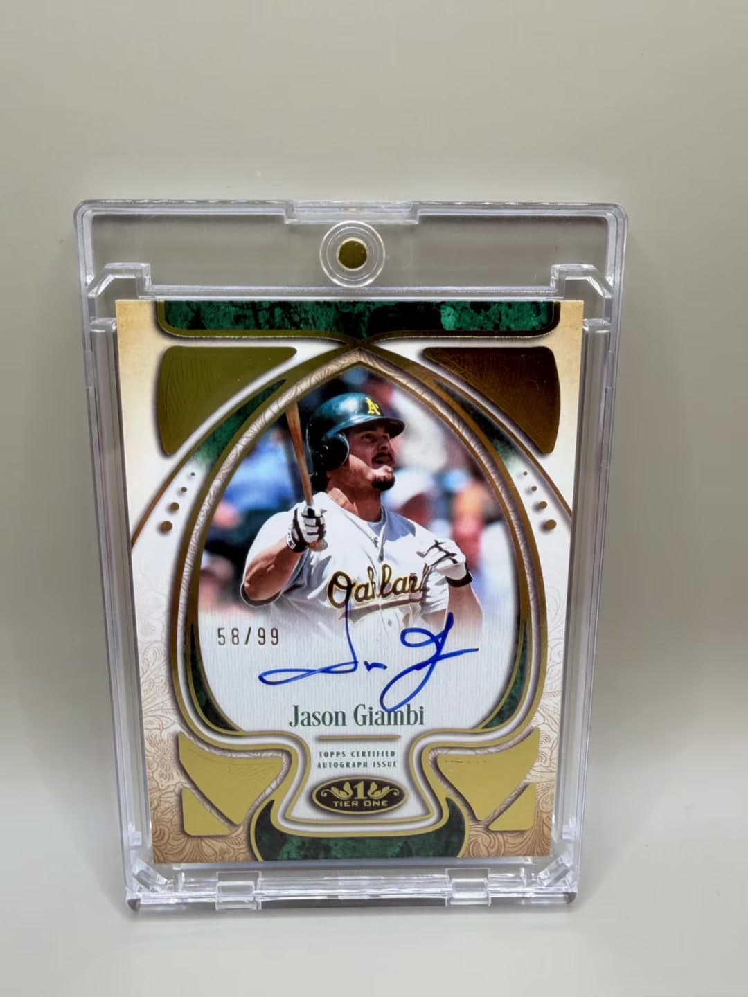 Jason Giambi in the green and gold with a clean on card auto, numbered to just 99. Absolute must have for any Athletics collector. 🔥💚💛 #J