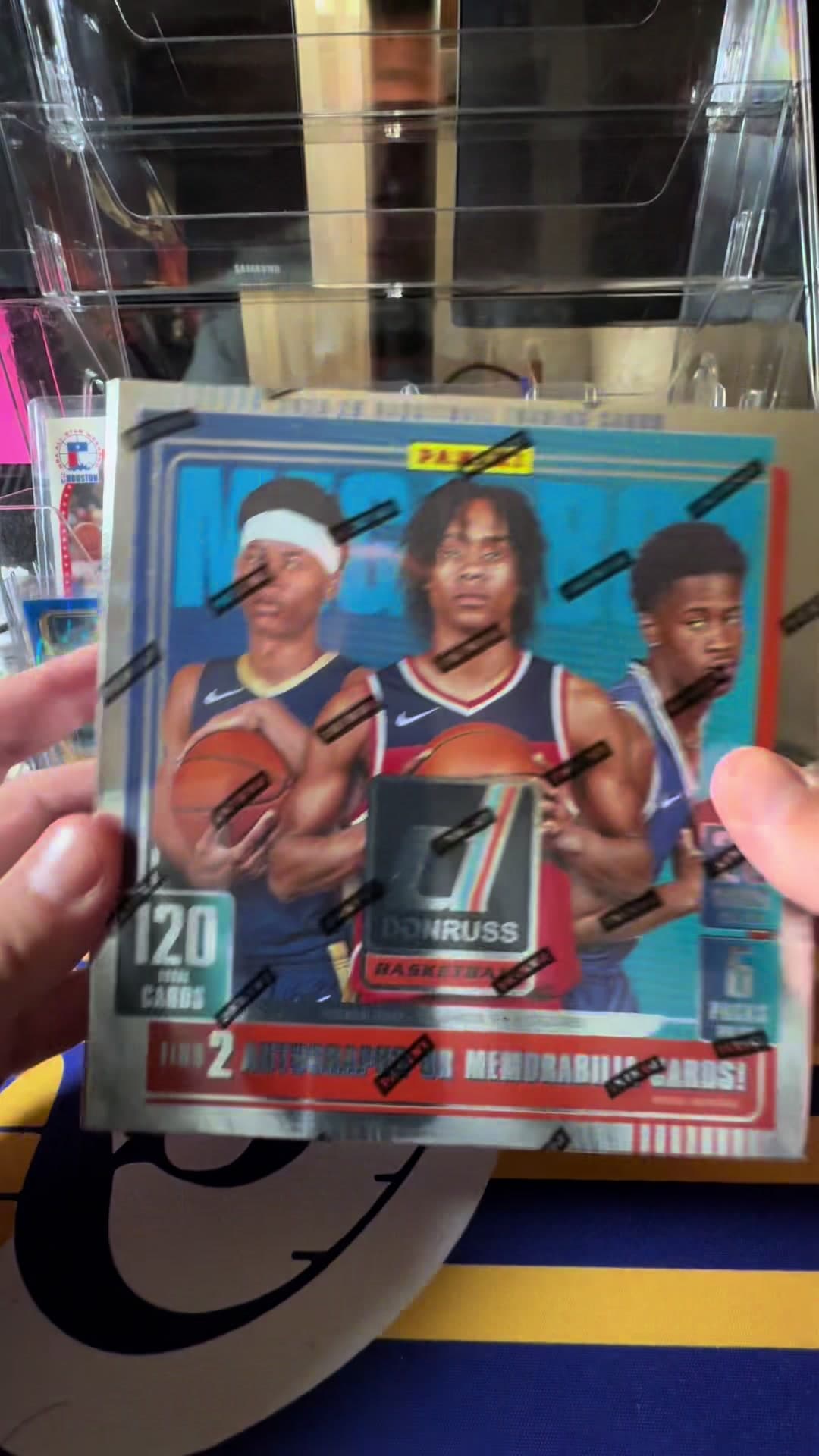 🏀 Let’s try the 2025-26 Donruss Basketball! Guaranteed two hits in each box! Now that panini lost the licensing, what do you think if the p