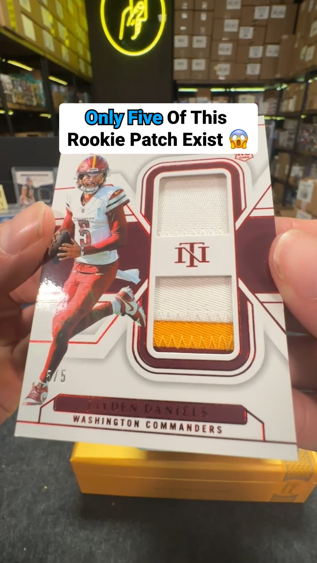 A Jayden Daniels Rookie Patch 5/5 was pulled live by @topbidcollectors on Whatnot! A huge low numbered QB hit with the jersey match. ππ₯ #J